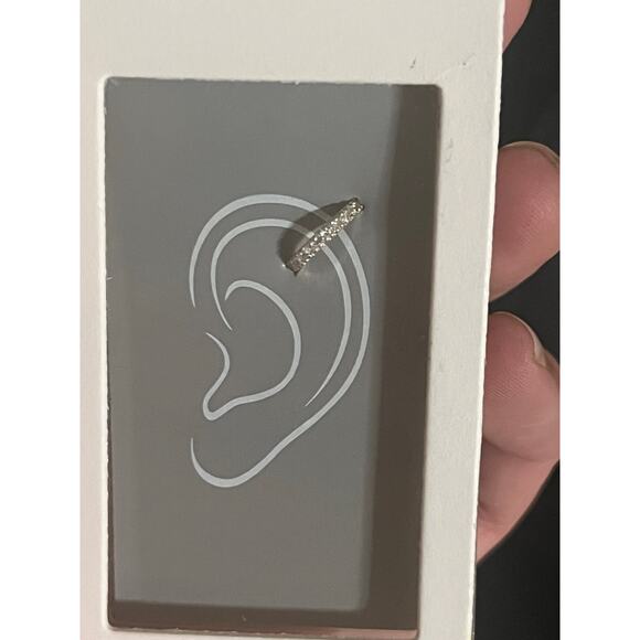 Sterling Silver Argent cartilage helix earring - Picture 4 of 4